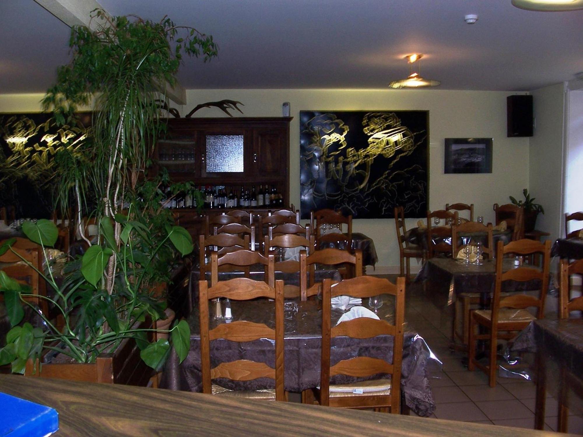 La Vieille Auberge Saint-Privat-d'Allier Exterior photo