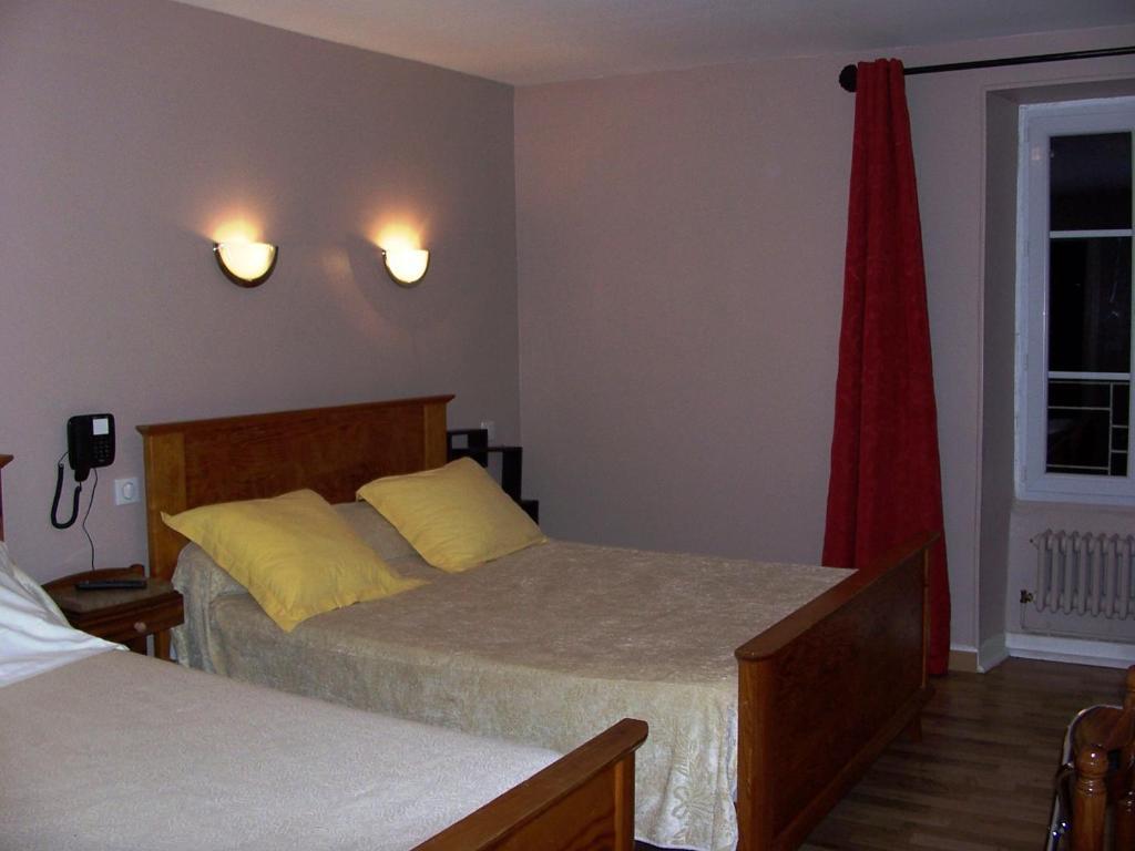 La Vieille Auberge Saint-Privat-d'Allier Room photo
