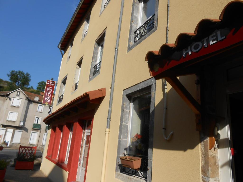 La Vieille Auberge Saint-Privat-d'Allier Exterior photo