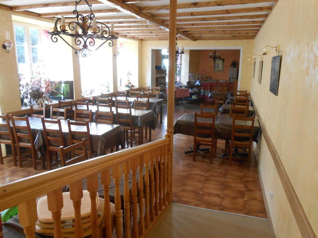 La Vieille Auberge Saint-Privat-d'Allier Exterior photo